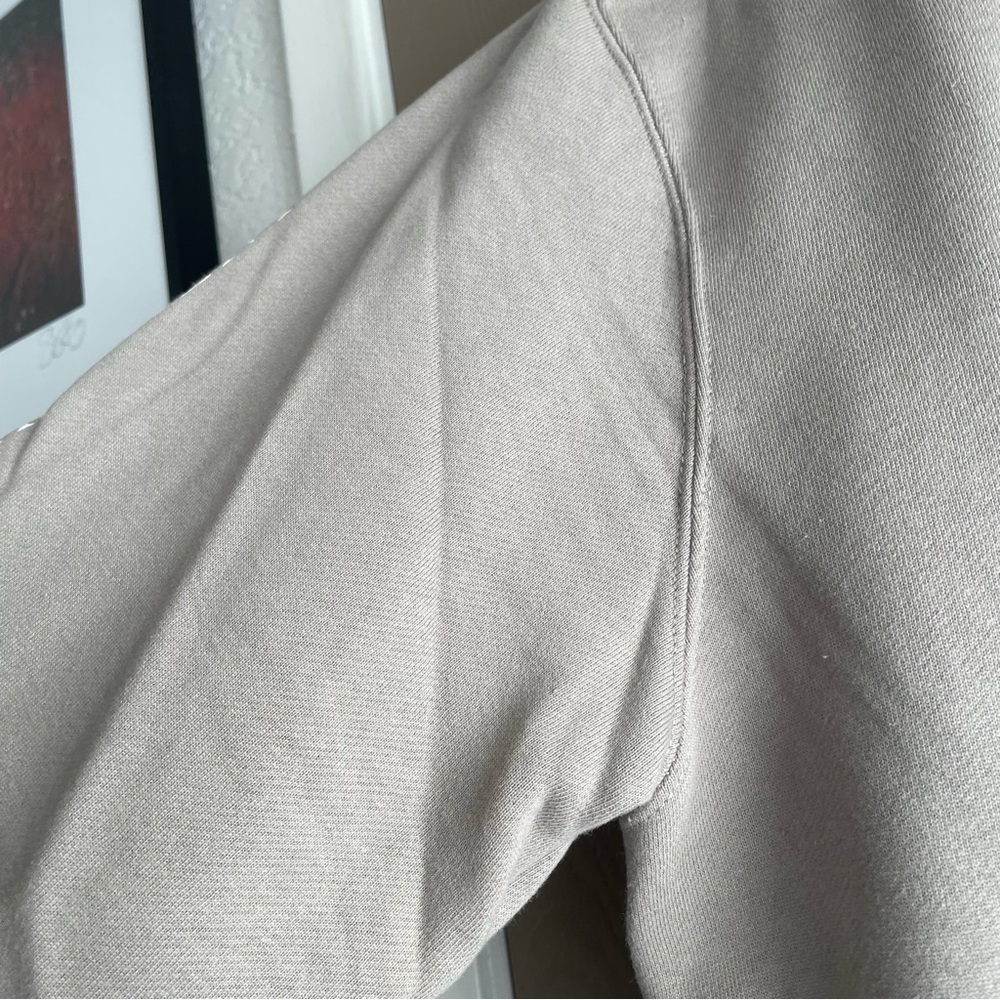Taylor Swift The Tortured Poets Department Beige Crewneck - Size Medium - Picture 5 of 8